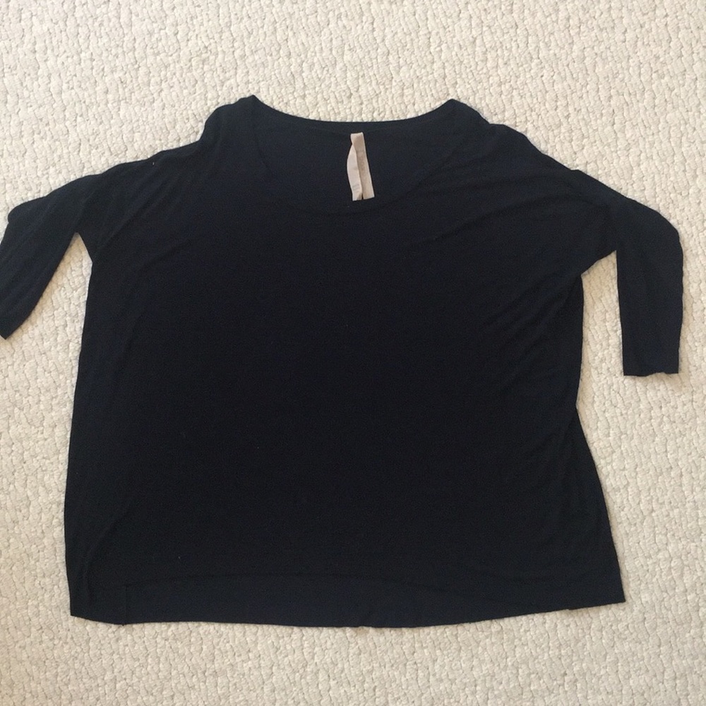 Bailey 44 top. Medium
